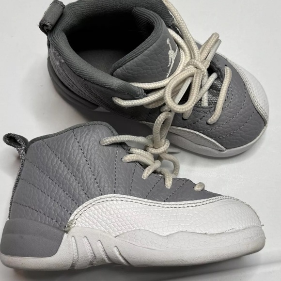 Nike Air Jordan 12 Retro Sneaker Toddler Size 6C Stealth White Leather Lace Up - Picture 4 of 11